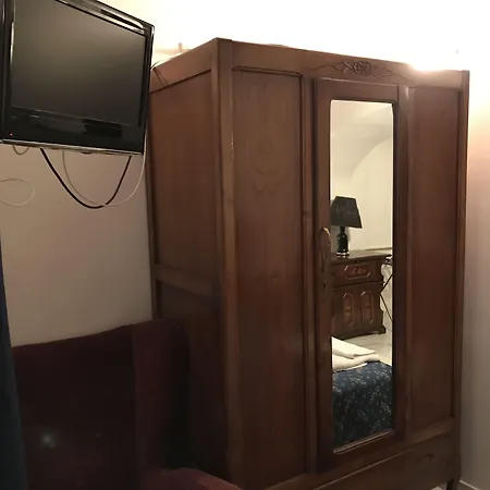 ゲストハウス Imperiali ローマ